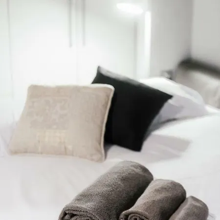 Gaia's - The House Of Travelers Apartmán