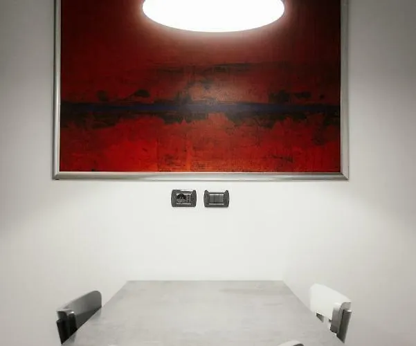 Gaia's - The House Of Travelers *