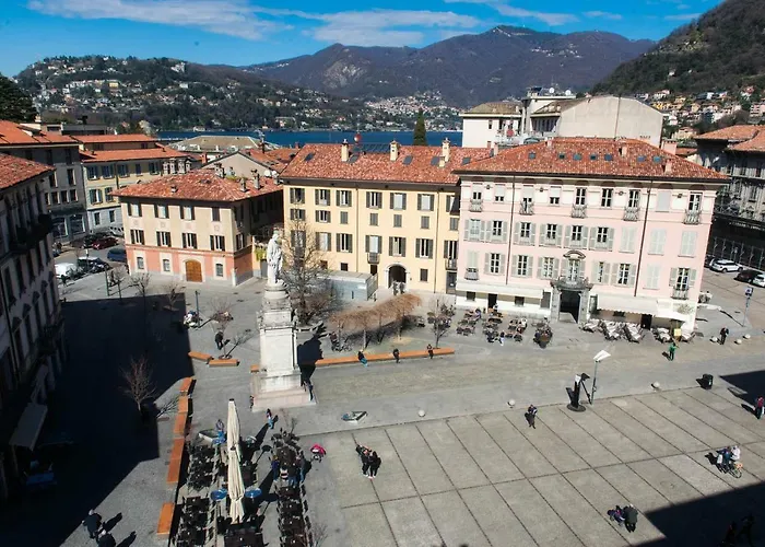 Gaia's - The House Of Travelers Комо